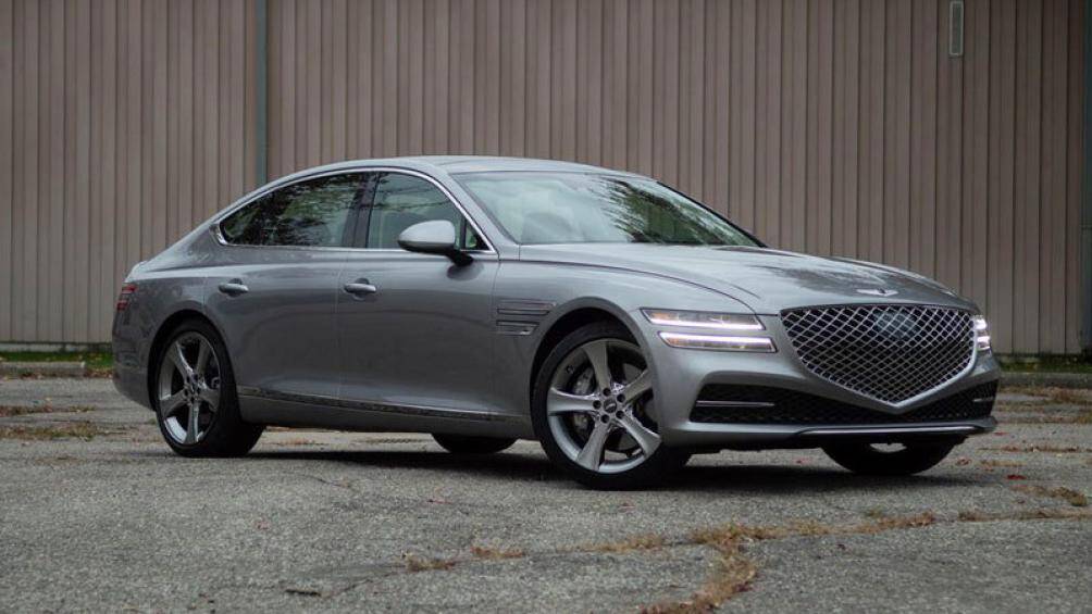 9. Genesis G80 (doanh số: 35.594 chiếc, chiếm 3,4% thị phần)