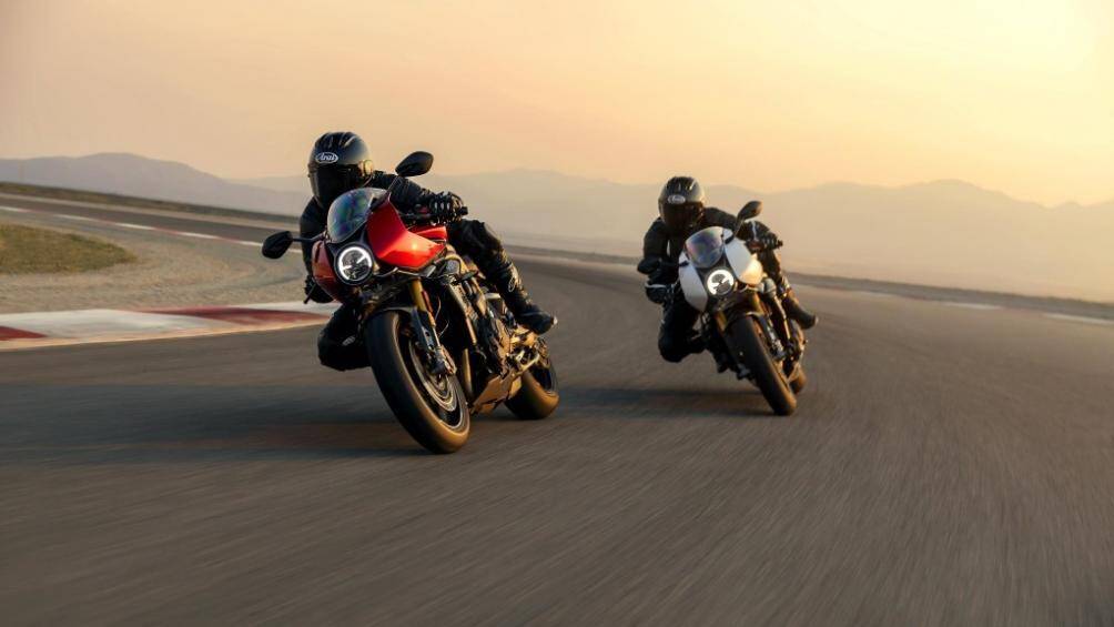 Được xây dựng dựa trên nền tảng của thế hệ Speed Triple 1200 hiện hành, biến thể RR mới nhất được Triumph "lột xác" mạnh mẽ với ngoại hình mới