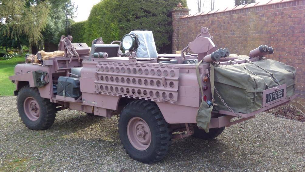 Chiến đấu ở Oman trong giai đoạn 1971-1976, xe được sơn màu hồng để tăng khả năng ngụy trang trên chiến trường, nhất là khi hoàng hôn và bình minh