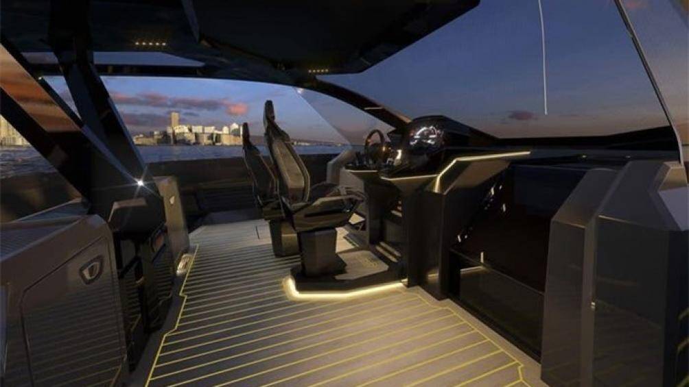 Chỉ có tổng cộng 63 chiếc du thuyền Lamborghini Tecnomar 63 được sản xuất trên toàn thế giới. Chiếc của Conor McGregor là mẫu thứ 12 được hạ thủy