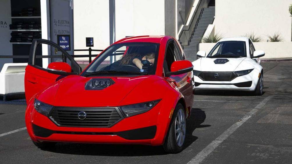 Vì vậy, số xe sẽ được giao vào đầu tháng 10 tới mới là những chiếc xe dành cho khách hàng đích thực đầu tiên từ nhà máy lắp ráp