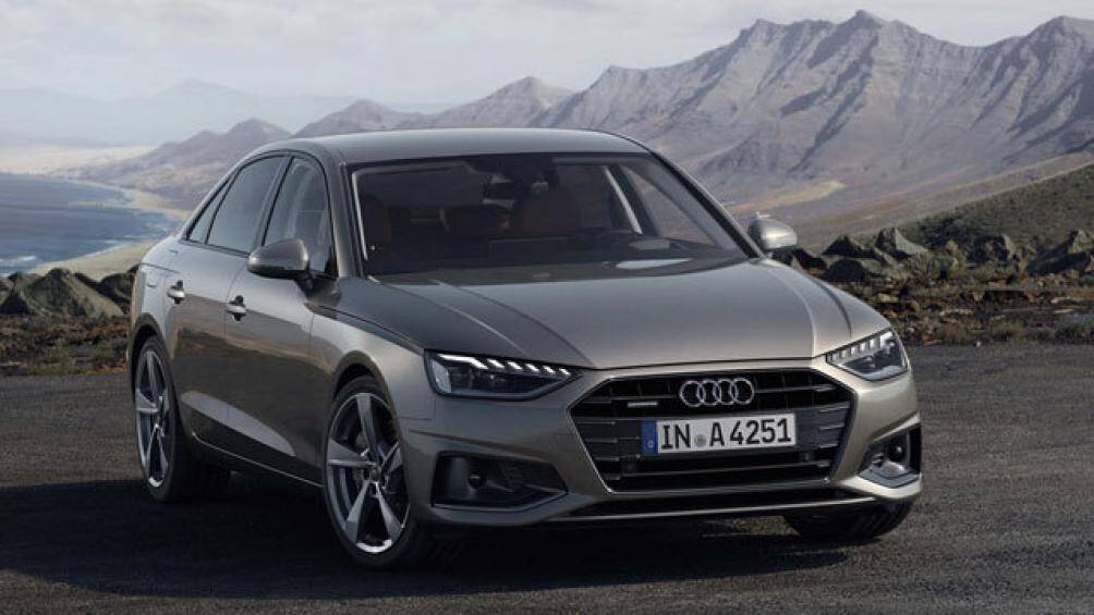 9. Audi A4 2022 (giá khởi điểm: 40.145 USD)