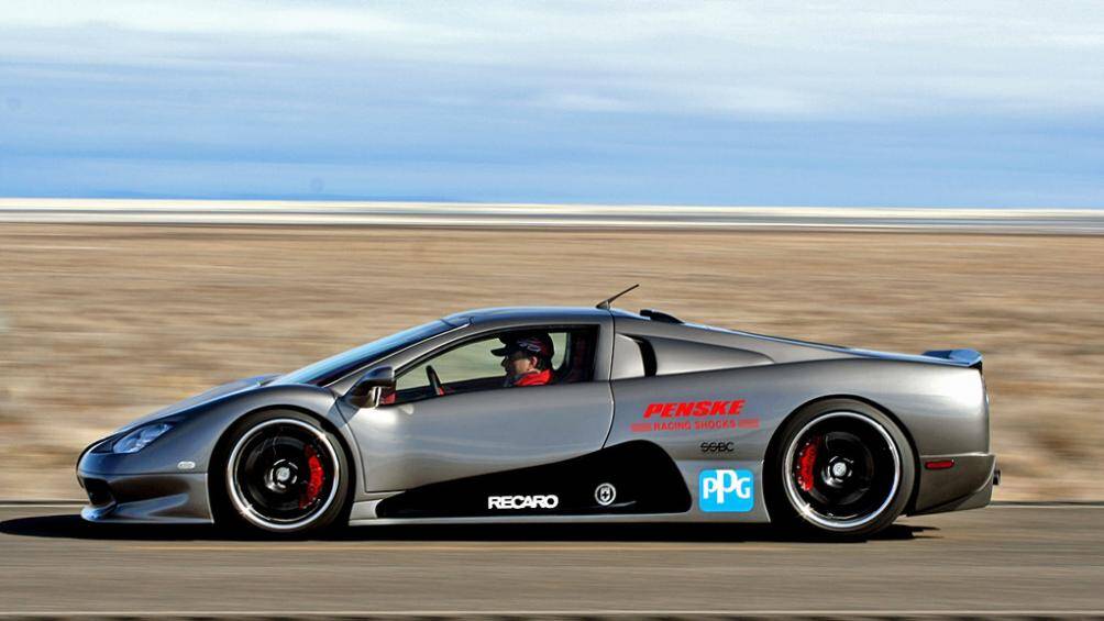 Xe sở hữu vận tốc trung bình 411,9 km/giờ, nó được trang bị động cơ V8 6,2 lít, sản sinh công suất 800 mã lực