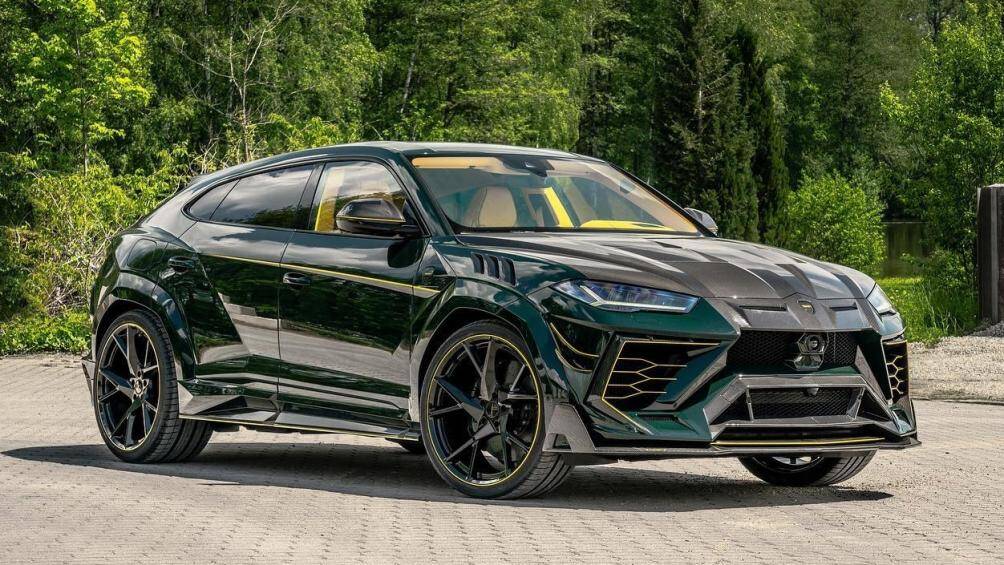 4. Lamborghini Urus