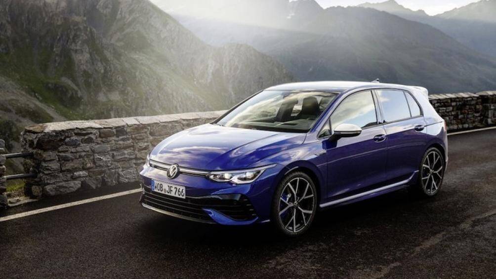 Volkswagen Golf (1974 - nay): Tính đến năm 2019, đã có tổng cộng 35 triệu chiếc bán ra trên toàn cầu