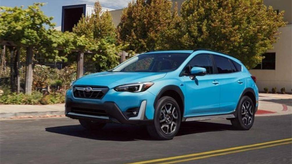 3. Subaru Crosstrek Hybrid: Xe tiêu tốn chỉ 2,61 lít xăng cho 100 km đường hỗn hợp, 27 km ở chế độ chạy điện hoàn toàn