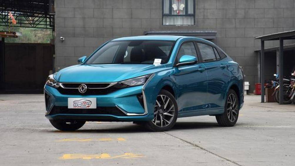9. Dongfeng Aeolus Hyun (doanh số: 24.854 chiếc)