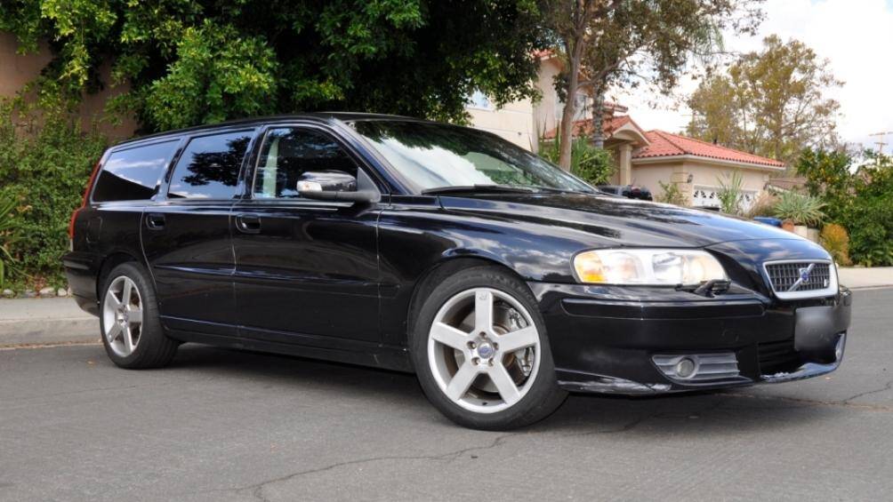 5. Volvo V70R 2007