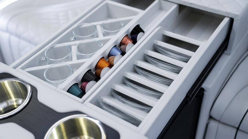 Theo nhà sản xuất, giá khởi điểm là từ 200.000 USD và có thể tăng lên đến 500.000 USD tùy thuộc vào tính năng và cấp độ trang bị