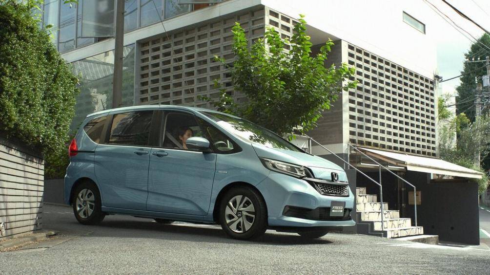 7. Honda Freed (doanh số: 6.139 chiếc)