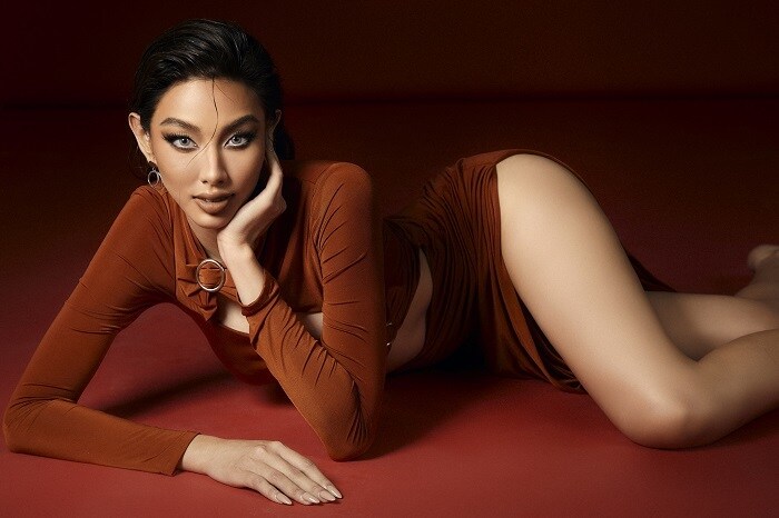 Sở hữu ngoại hình gợi cảm, Thùy Tiên tự tin khoe đường cong qua những shoot hình táo bạo