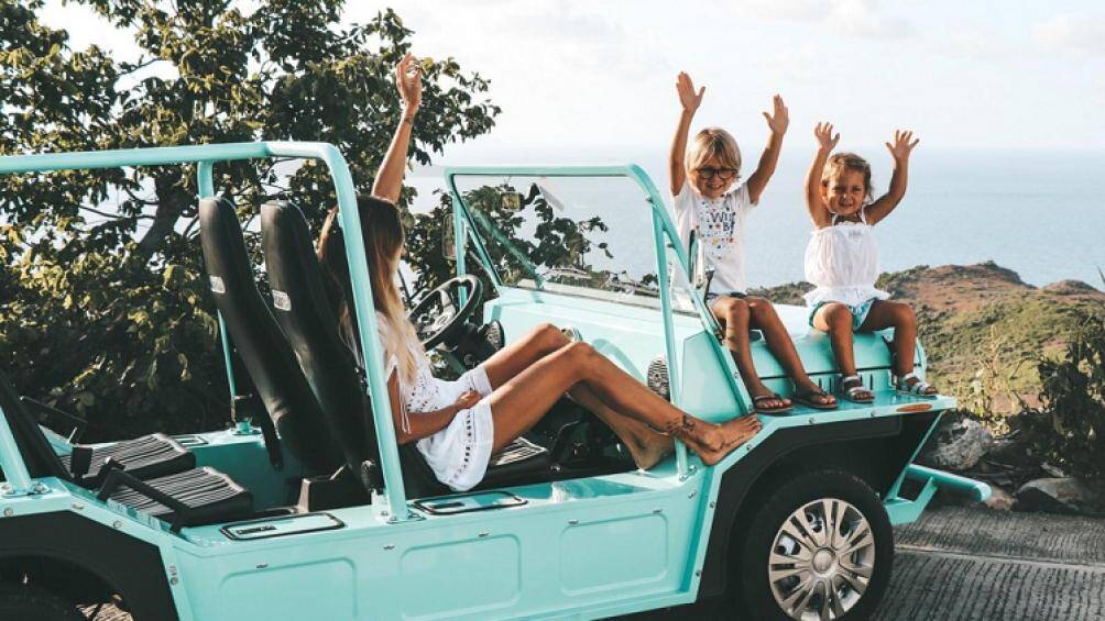 Mẫu Moke nguyên bản đã được sản xuất từ năm 1964-1993, và được nhiều người nhớ đến với phong cách thiết kế đơn giản, không cửa và năng động