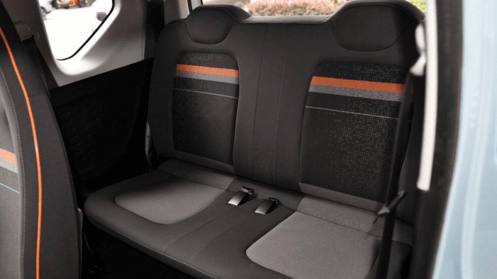 Tại Trung Quốc, giá xe chỉ dao động từ 28.000 (khoảng 100 triệu đồng), rẻ hơn cả mẫu xe Honda SH 150 2021 tại Việt Nam