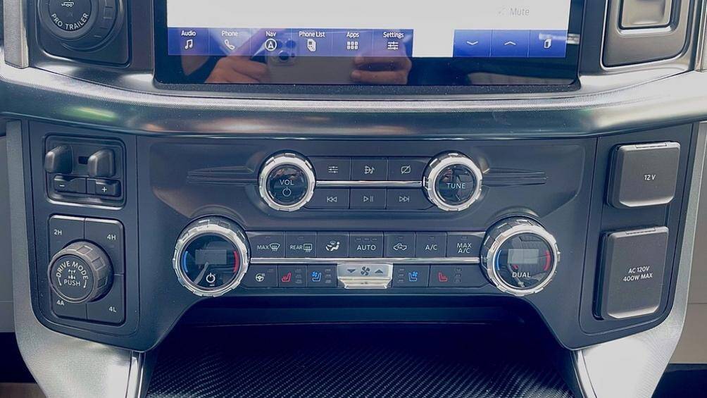 Theo như công bố của Ford, F-150 thế hệ mới này có sức kéo tốt nhất trong phân khúc với khả năng kéo tải lên tới 6.350kg