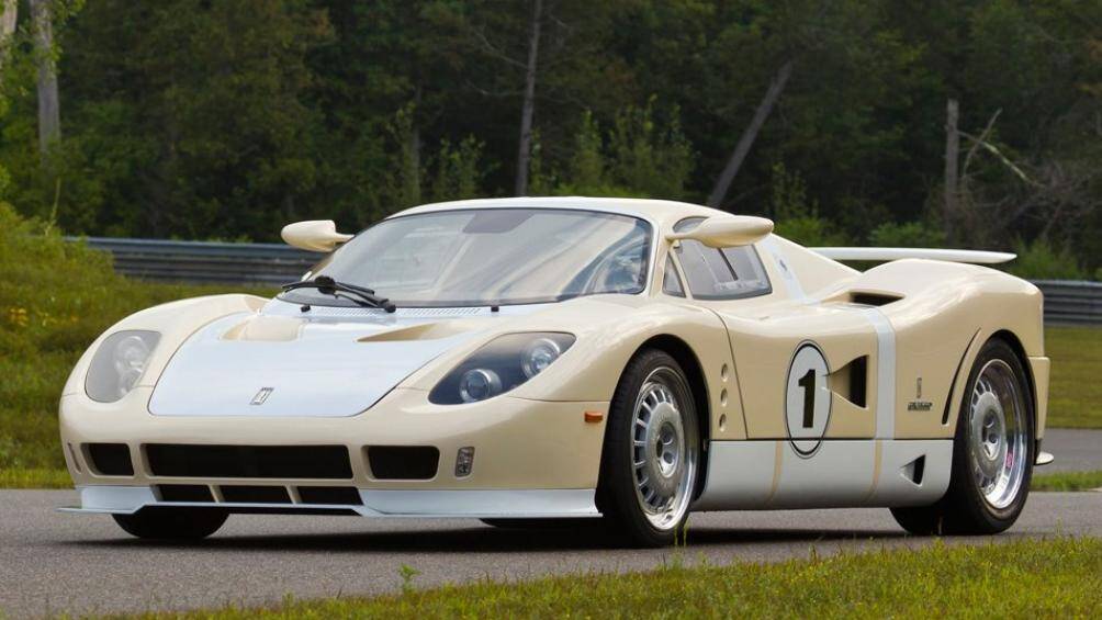 1. De Macross Epique