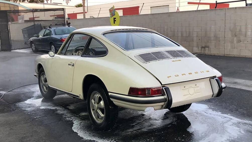 Chủ nhân hiện tại dự định sẽ sớm tái tạo cho nó một động cơ mới vì anh ta chia sẻ đang rao bán nó với giá lên tới 300.000 USD