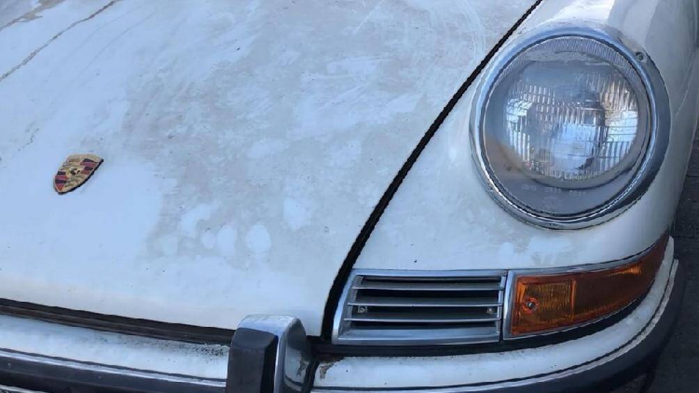 Đây là một chiếc 911S được Porsche giới thiệu vào năm 1967 với động cơ 6 xi-lanh phẳng công suất 160 mã lực