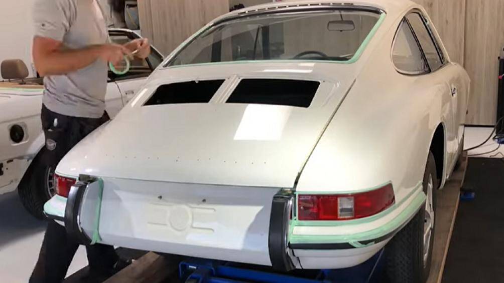 Ví dụ, một chiếc 911 đời đầu, sản xuất năm 1964 có thể có giá trung bình 650.000 USD