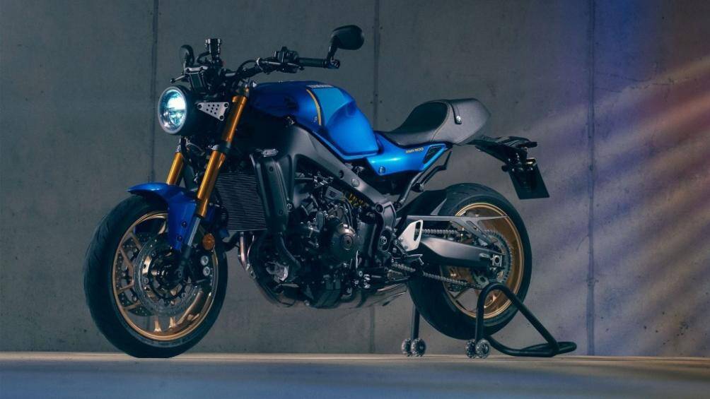 Yamaha vừa công bố phiên bản 2022 mới của mẫu XSR 900 với khá nhiều nâng cấp đáng chú ý