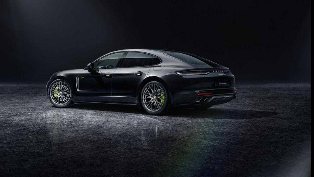 Trong khi đó, tùy chọn các màu sơn ngoại thất miễn phí đã được tăng từ 2 màu lên 13 màu