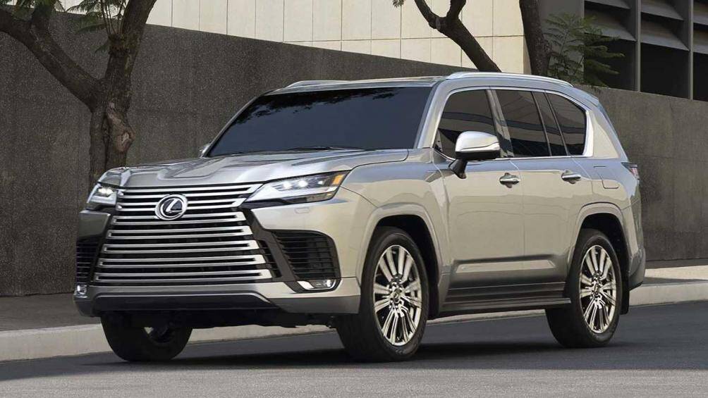 2. Lexus LX 600 2022