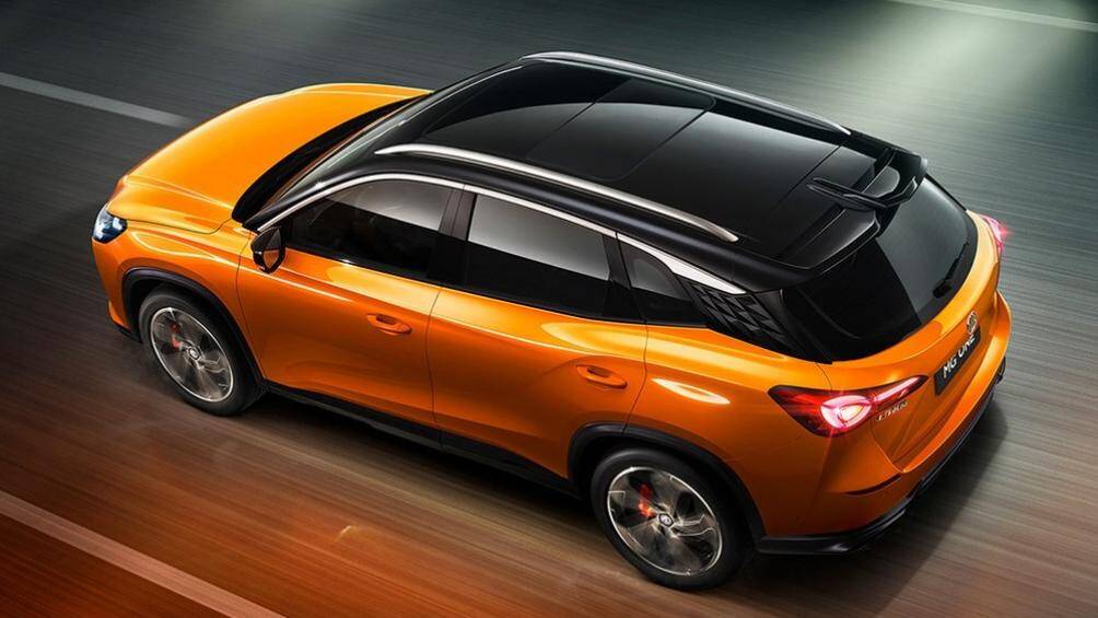 Thị trường Trung Quốc hiện đang chỉ bán ra MG One mang phong cách thiết kế α ra với 6 màu sơn ngoại thất là cam, xanh dương, đỏ, xám, đen và trắng