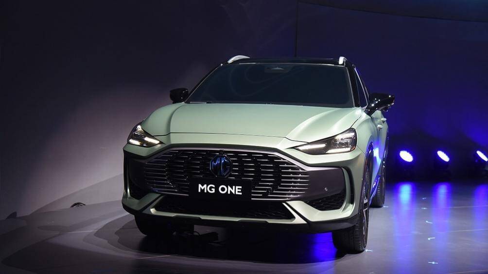 Với kích thước này, MG One 2022 được định vị trong phân khúc SUV hạng C, cạnh tranh với Honda CR-V và Hyundai Tucson tại Trung Quốc