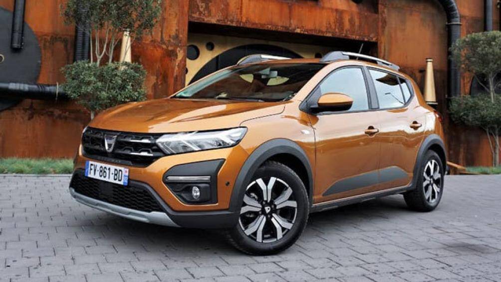 6. Dacia Sandero (doanh số: 143.110 chiếc, chiếm 2,5% thị phần)
