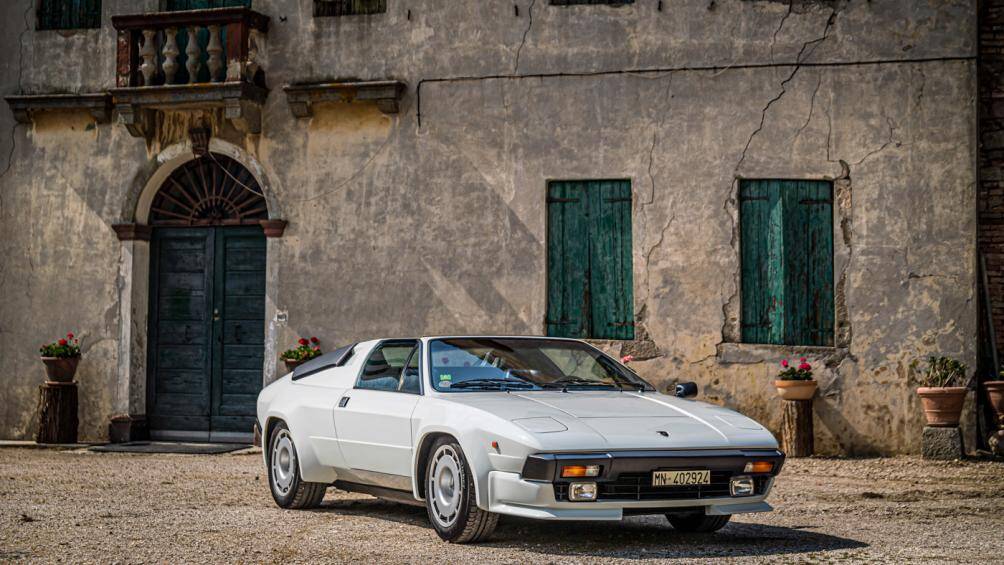 Dòng đời của Jalpa kết thúc vào năm 1988 với tổng cộng 420 chiếc xuất xưởng, Jalpa là tiền thân của Gallardo năm 2003 nổi tiếng về sau này