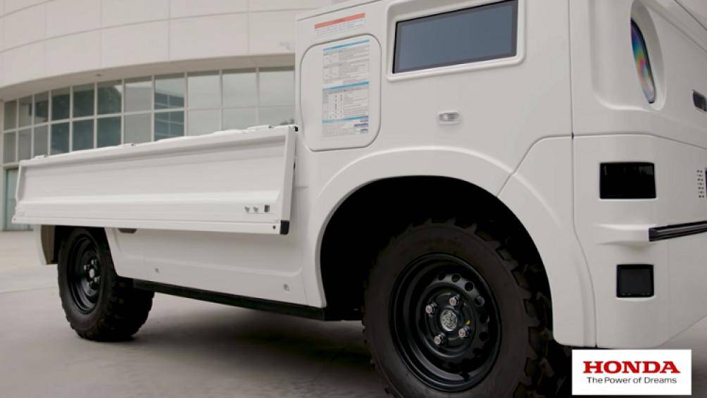 Những cỗ m&aacute;y Honda AWV tự l&aacute;i n&agrave;y trong tương lai c&oacute; thể hoạt động trơn tru m&agrave; kh&ocirc;ng cần người l&aacute;i ngồi tr&ecirc;n cabin