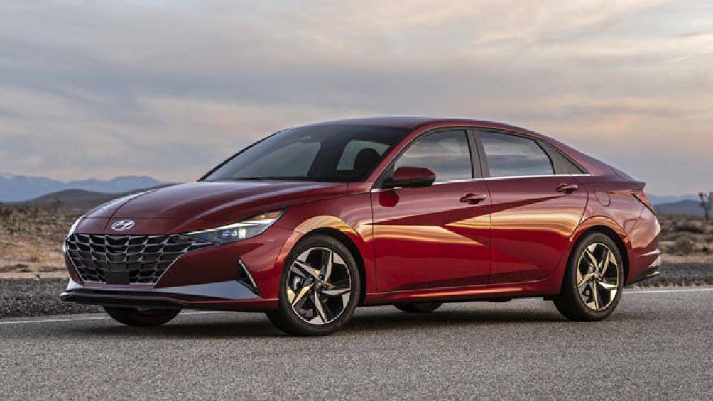 4. Hyundai Elantra (doanh số: 241 nghìn chiếc, chiếm 3,7 % thị phần)