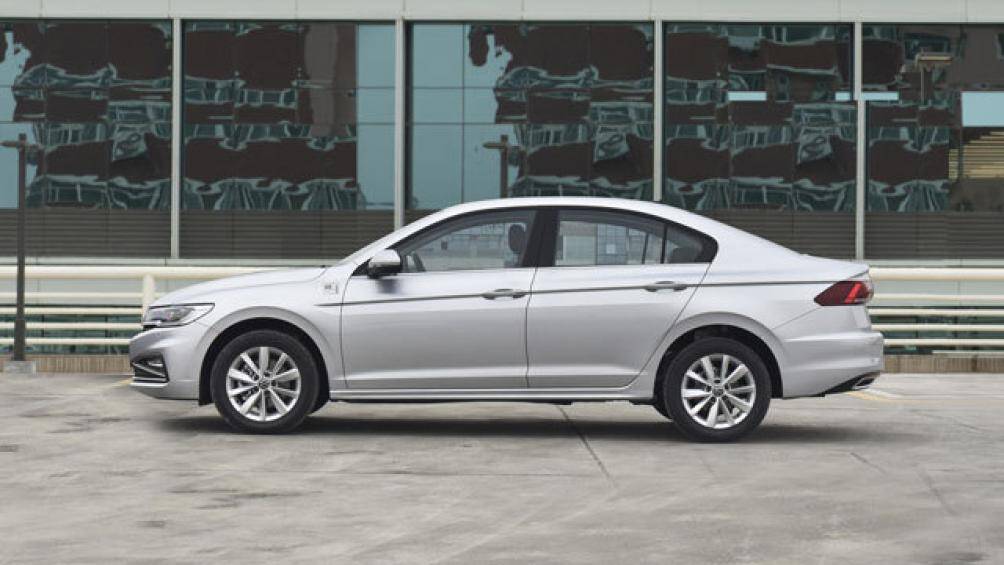 5. Volkswagen Bora (doanh số: 178 nghìn chiếc, chiếm 2,8% thị phần)