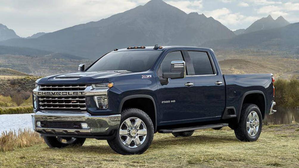 4. Chevrolet Silverado 2500 HD 2022 (mức tiêu thụ nhiên liệu ở đường cao tốc: 16,8 lít/100 km)