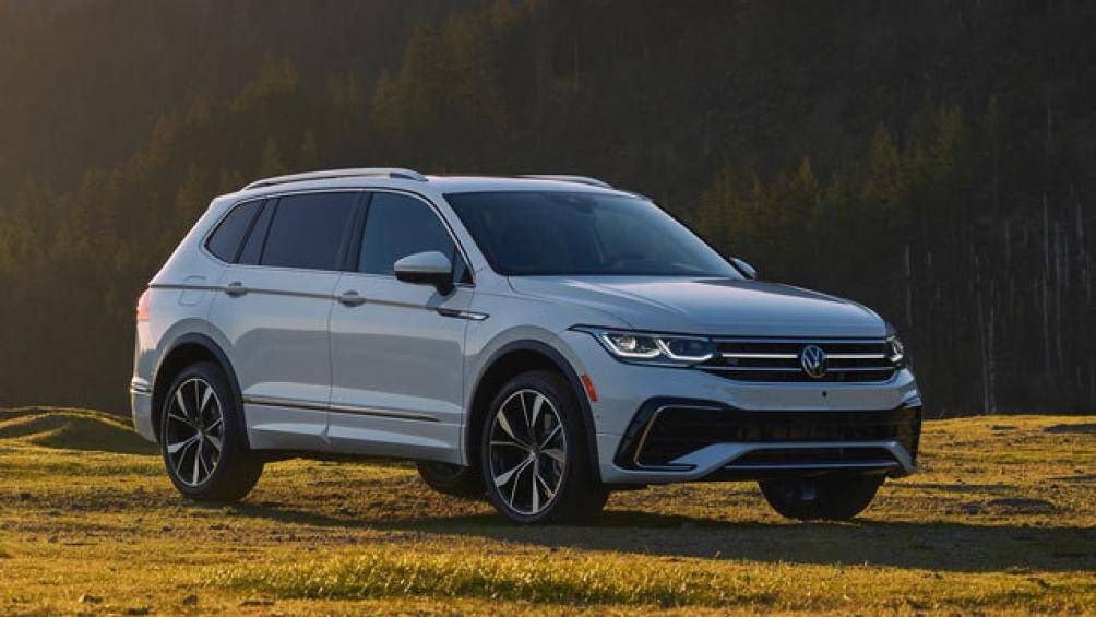 3. Volkswagen Tiguan (doanh số: 381.982 chiếc)