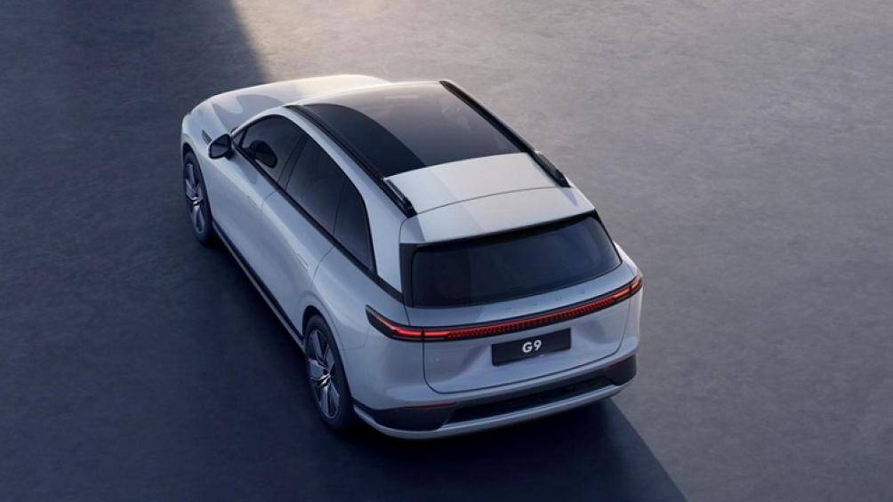 Xe có công nghệ sạc 800 V và một lần sạc 5 phút có thể đi được tới 200 km