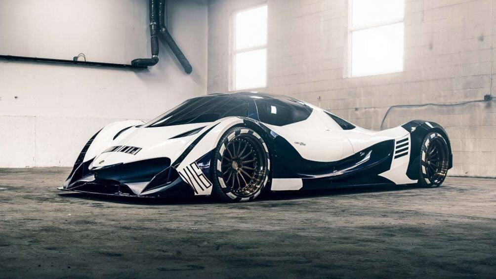 Devel Sixteen: Siêu xe Mỹ xuất hiện tại triển lãm Dubai 2013 với giá 2,2 triệu USD nhưng giờ vẫn đang trong quá trình thử nghiệm