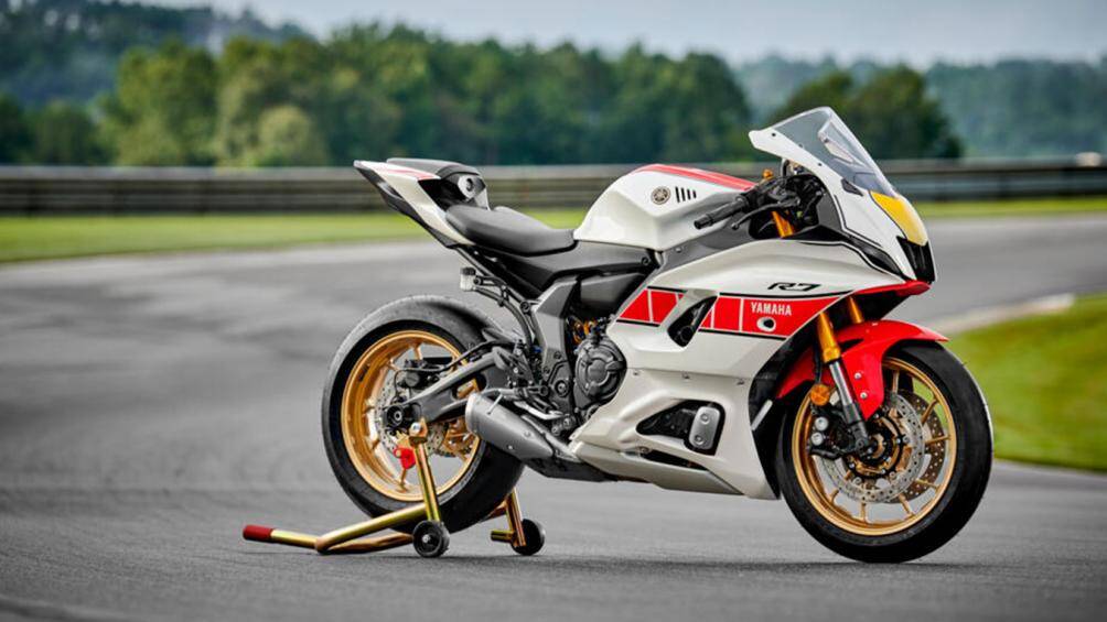 2. Yamaha YZF-R7 World GP 60th Anniversary Edition 2022