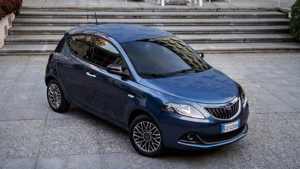 2. Lancia Ypsilon (doanh số: 3.208 chiếc)