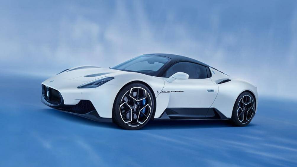 Theo Maserati Việt Nam, chiếc siêu xe Maserati MC20 2021 có giá bán 16,5 tỷ đồng, dự kiến giao xe vào Quý I/2022