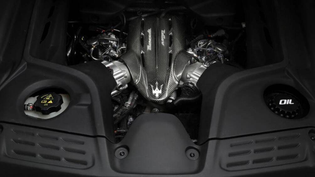 Nguồn sức mạnh 620 mã lực từ Maserati MC20 2021 được tạo ra từ khối động cơ V6 3.0L tăng áp kép