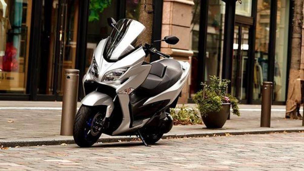 3. Suzuki Burgman 400