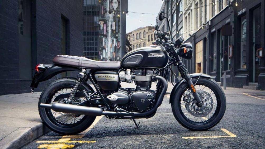 5. Triumph Bonneville T120 Gold Line 2022