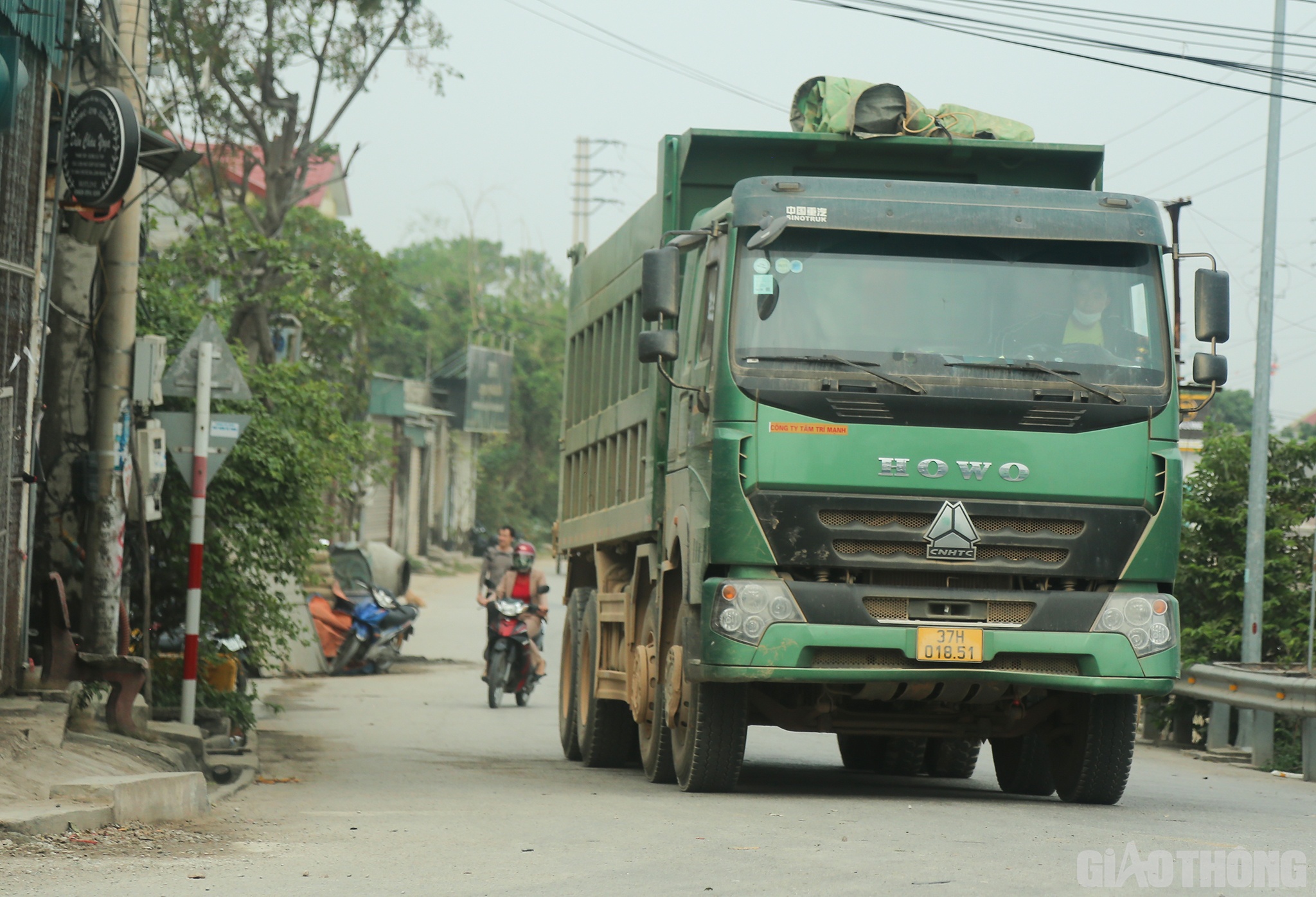 Ngay sau khi nhận được phản ánh, PV đã khẩn trương vào cuộc xác minh và nhận thấy phản ánh của bạn đọc là hoàn toàn có cơ sở.