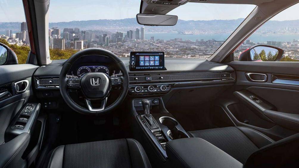 10. Honda Civic 2022: Khách hàng sẽ nhận được chiếc xe có khoang nội thất không khác gì những chiếc xe hơi hạng sang chỉ với 22.695 USD