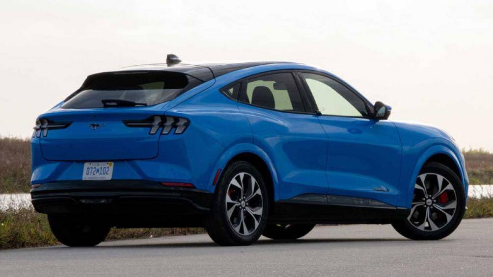 SUV chạy điện tốt nhất: Ford Mustang Mach-E