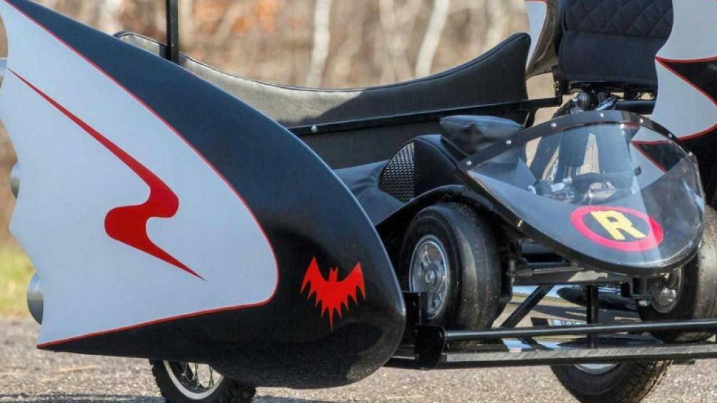 Chiếc xe mô tô Batcyle đẹp mắt này dự kiến sẽ thu về số tiền khoảng 40.000 – 60.000 USD