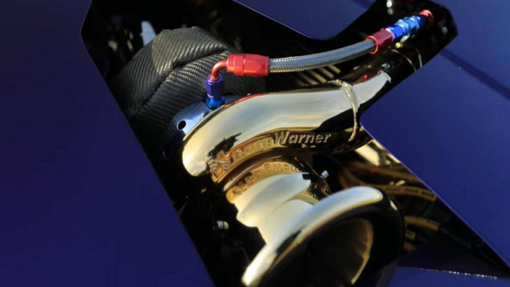 Baker dự tính số vàng trên xe có giá trị khoảng 5.500 – 6.000 bảng Anh (tương đương 168 – 183 triệu đồng)