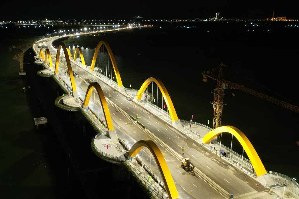 Với ý tưởng là “cánh chim biển”, phương án thiết kế cầu Tình Yêu được tỉnh Quảng Ninh lựa chọn sau cuộc thi thiết kế công trình phát động trên toàn quốc.