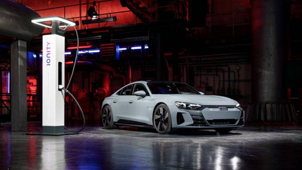 Xe có thể nạp năng lượng để di chuyển trong phạm vi 100km chỉ trong vòng 5 phút