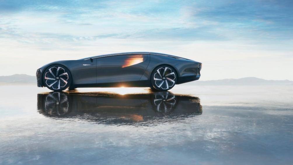 Cadillac InnerSpace là mẫu xe điện sang trọng, sở hữu nội thất nhiều cửa kính để nhìn ngắm thế giới xung quanh